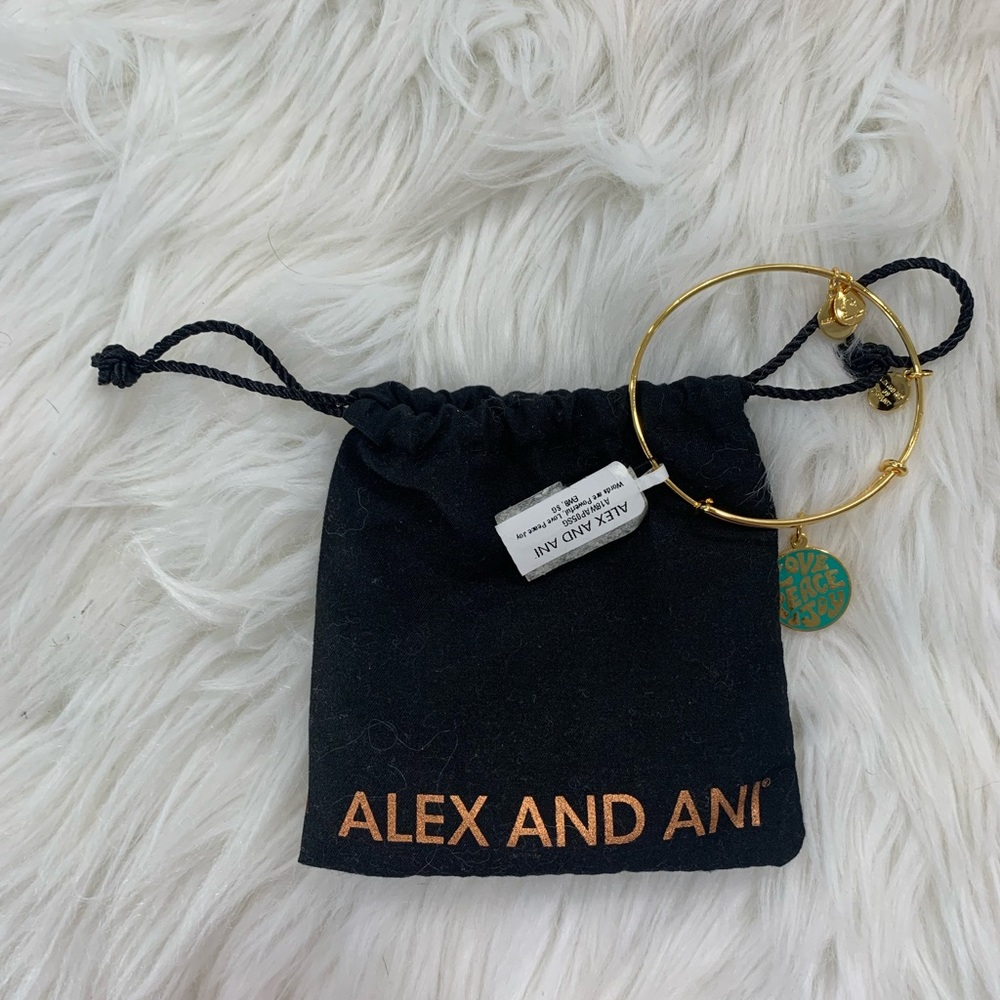 Alex And‎ Ann Charm Bracelet.